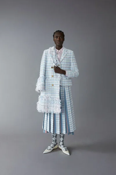 Look 18